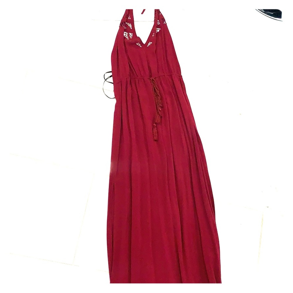 Backless maxi dress